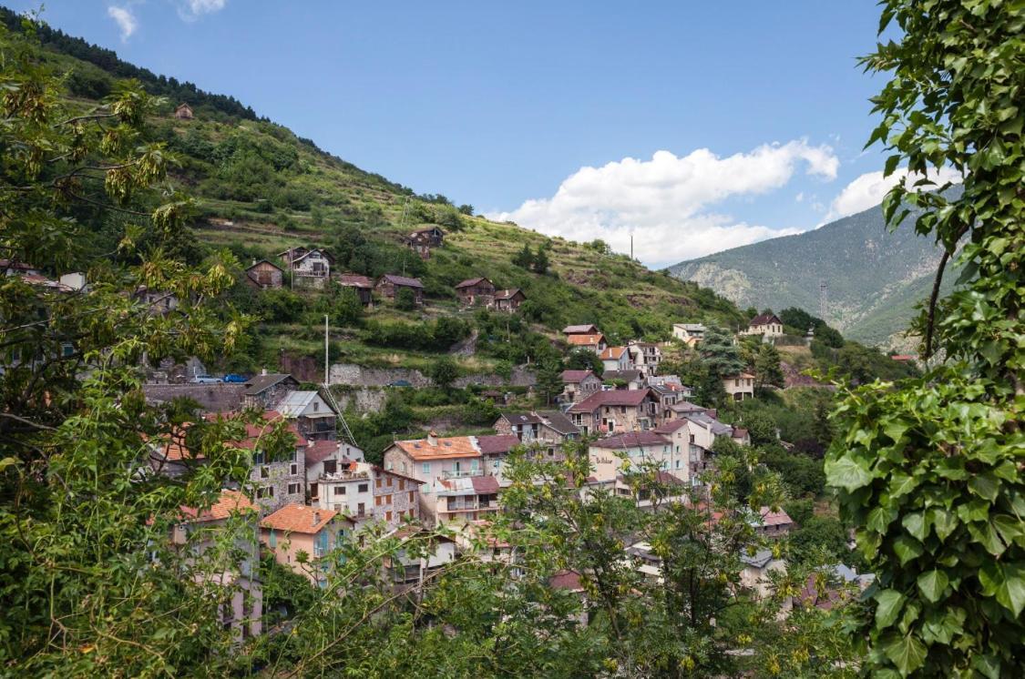 Auberge Lo Robur Roure Exteriör bild